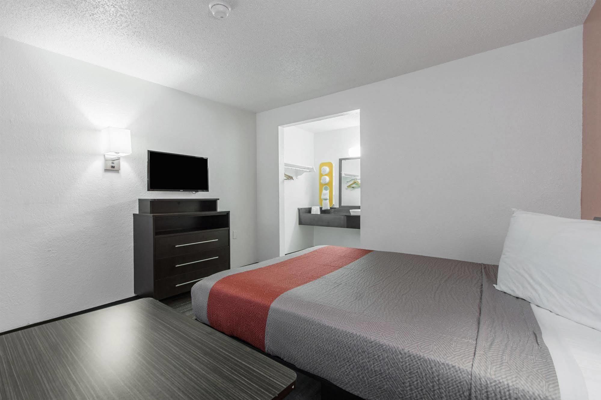 Motel 6-Norcross, Ga - Atlanta Northeast Eksteriør bilde