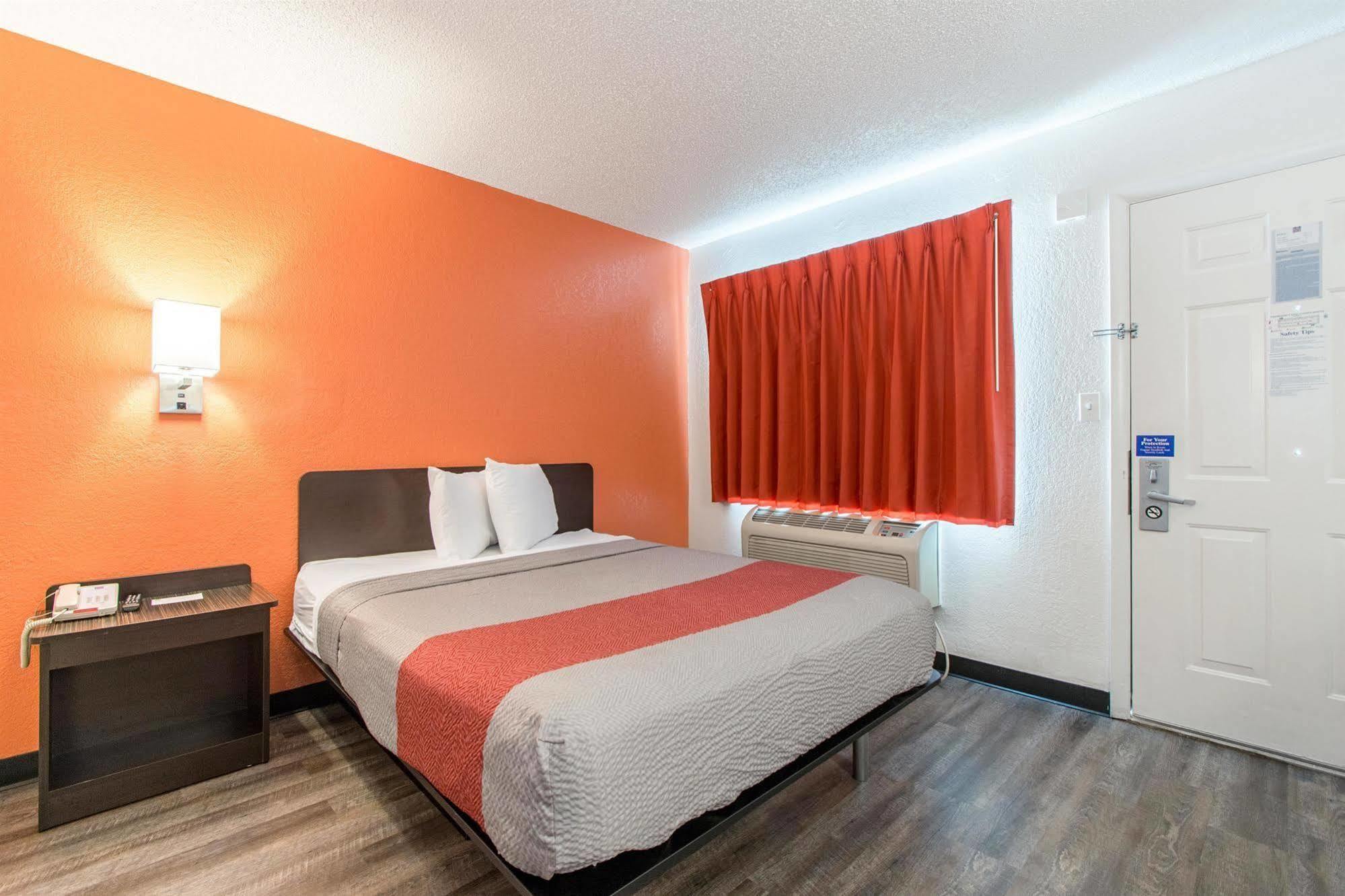 Motel 6-Norcross, Ga - Atlanta Northeast Eksteriør bilde